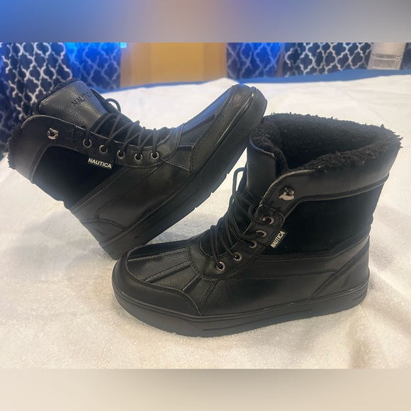 Nautica Black fur lined boots. main image 4